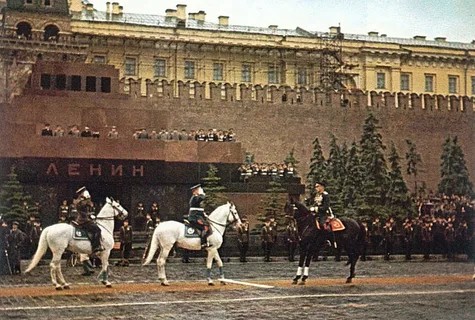 "ПАРАД ПОБЕДЫ"